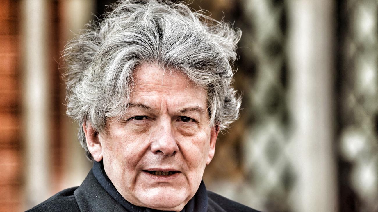 Thierry Breton: Les Ombres d’un Patron Rendu Héro par les Médias