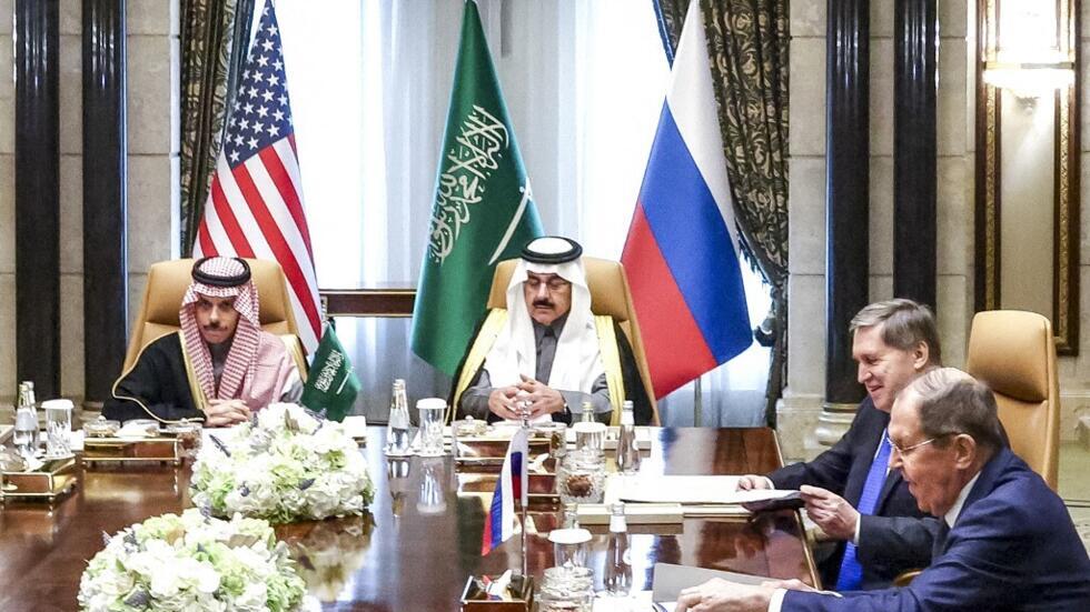 Négociations États-Unis-Russie à Riyad : 12 heures de discussions