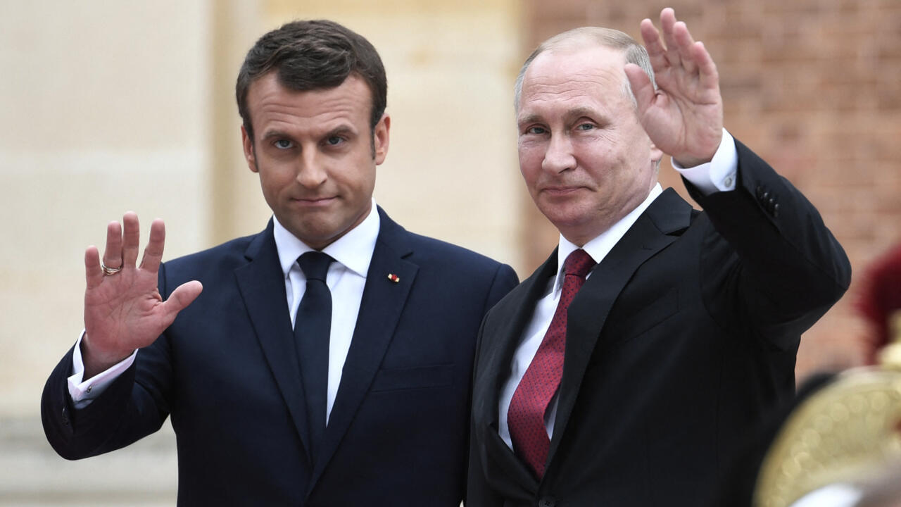 Macron cherche à rétablir le contact avec Poutine, une initiative dénoncée par les experts français